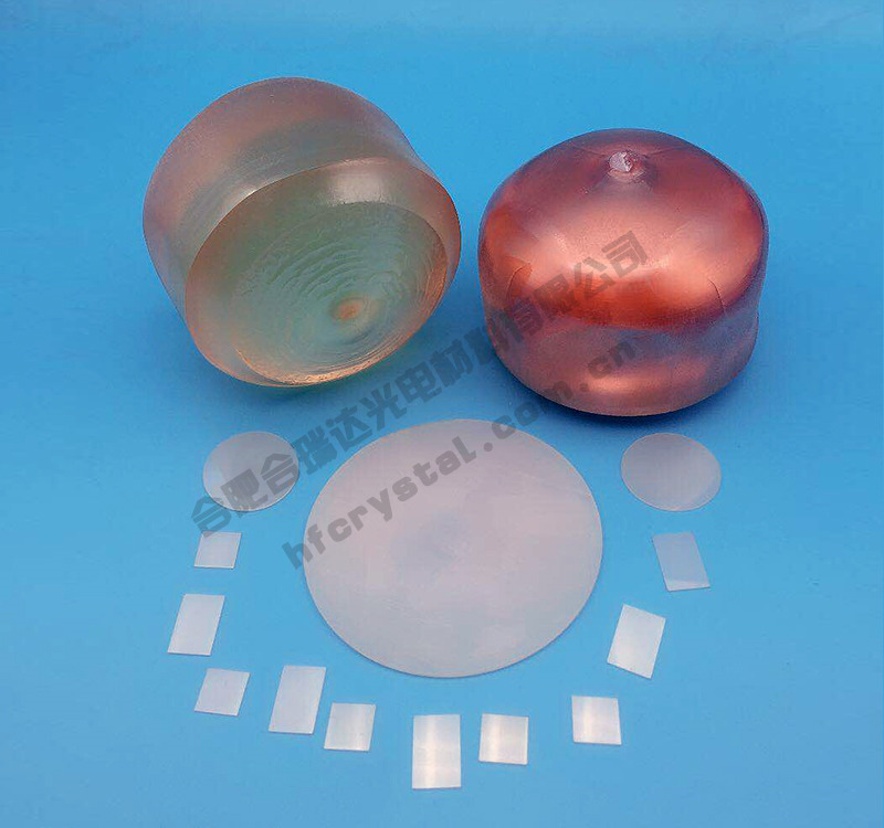 鋁酸鑭（LaAlO3）